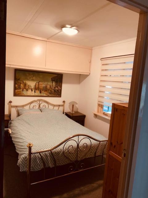 Leuk Vakantiehuisje 6P บรุนซุม ภายนอก รูปภาพ